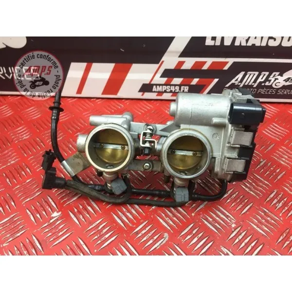 Rampe d'injection Front Aprilia RSV4 RF 2015 à 2018