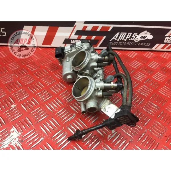 Rampe d'injection Front Aprilia RSV4 RF 2015 à 2018